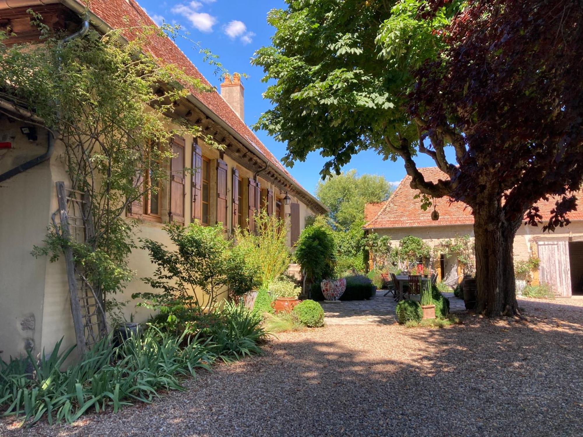 Les Jardins Des Soussilanges Bed and Breakfast Céron Buitenkant foto