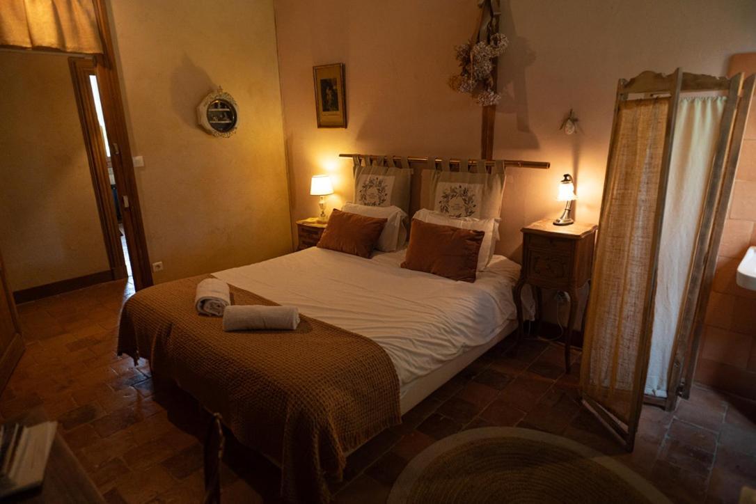 Les Jardins Des Soussilanges Bed and Breakfast Céron Buitenkant foto